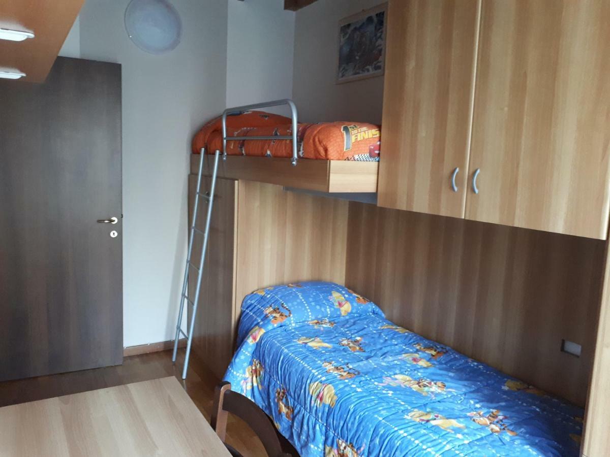 Casa Alena Apartment Пескиера дел Гарда Екстериор снимка